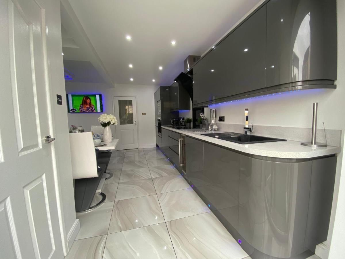New…The Hottub House Blackpool Pleasure Beach المظهر الخارجي الصورة